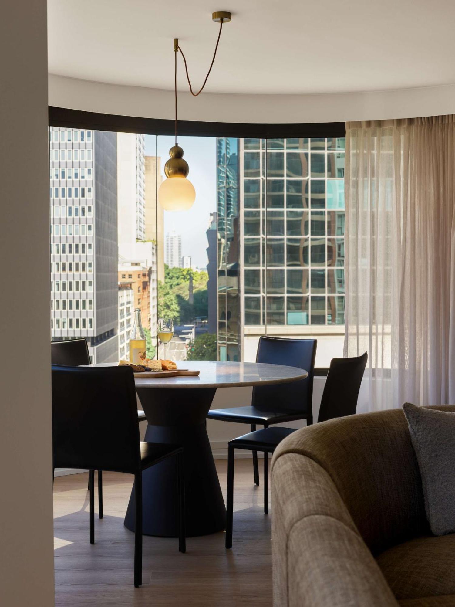Aparthotel Adina Town Hall Sydney